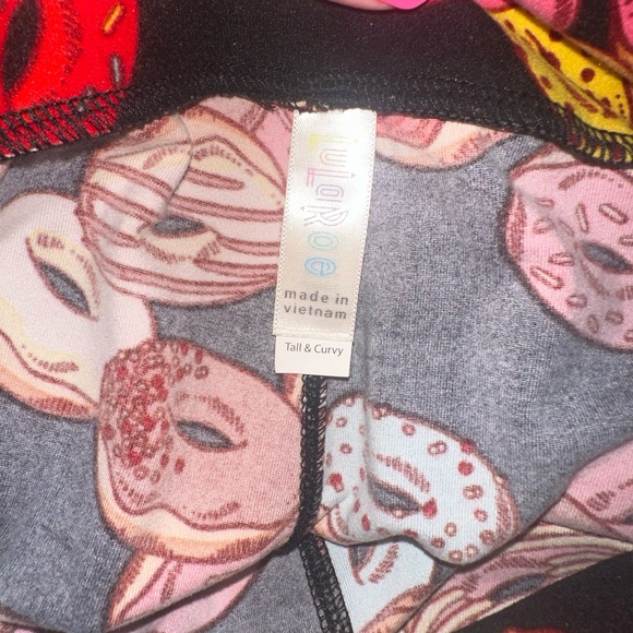 Lularoe Tall & Curvy “Donut” leggings - Picture 3 of 3